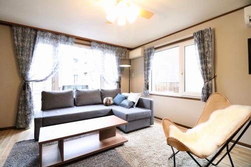 Sky Court 717