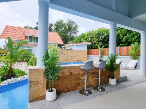 Tina's Living Paradise II - Guesthouses with private pool, 5 min to beach Tina's Living Paradise II - Guesthouses with private pool, 5 min to beach