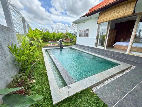 Villa Hanoman - Serene 2BR Ubud Rice Fields Hideaway, Ubud