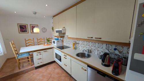 Gemütliche 4 Zimmer Wohnung im Zentrum Mondsee Gemütliche 4 Zimmer Wohnung im Zentrum Mondsee