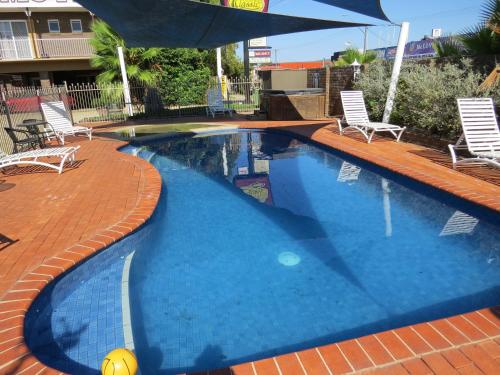Bassein, Albury Classic Motor Inn in Albury