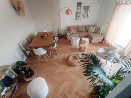 T5 Hyper center lumineux et cosy in Су