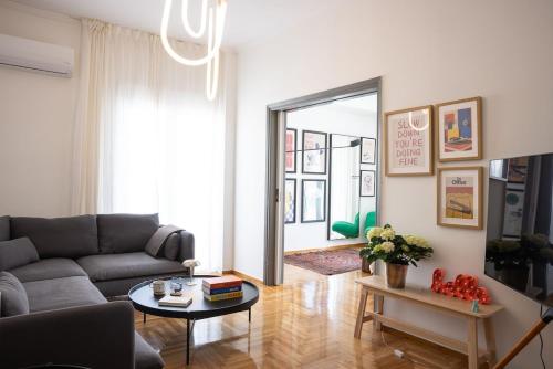 Amazing flat just 500 m from Acropolis museum, Ateny