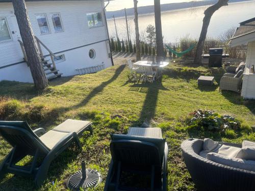 Nice Apartment with1 bedroom Separate living room with a sofa bed and a tiny kitchen a bathroom loca in Nordstrand
