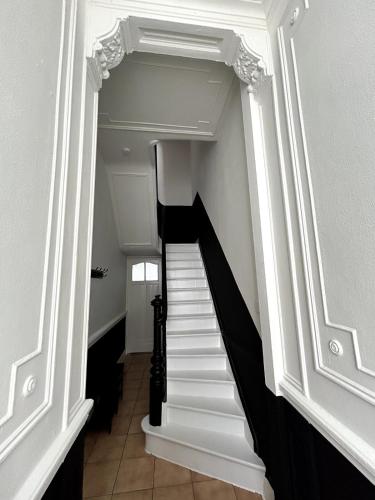 Spacious townhouse in Antwerp, Amberes (foto 8)