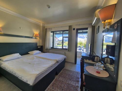 Double Room with Pamukkale View room in Hotel HAL-TUR