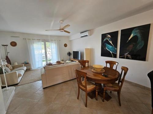 設施, Villa 8 pers - bord de l'eau - marina - 9mn plage in 艾蓋莫爾泰