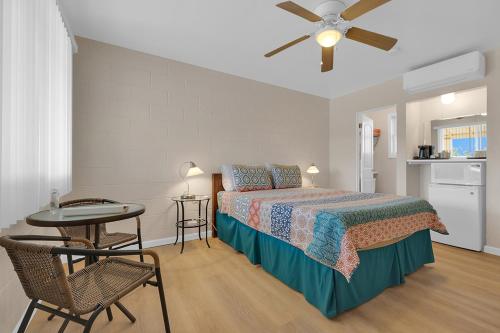 Borrego Springs Motel 2