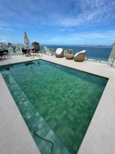 Flat 16 andar Vista do Mar, Piscina, Sauna, Academia e Garagem no Leblon - Rio De Janeiro