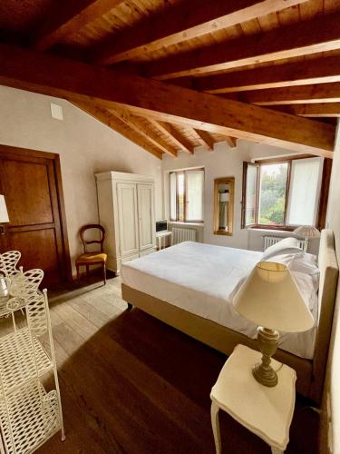 Classic Quadruple Room