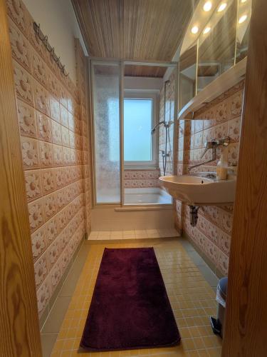 淋浴間, Ferienhaus Am Freibad in 巴特貝爾卡