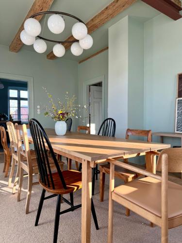 Facilities, Gesamtes Historisches Kapitanshaus in Strukkamphuk