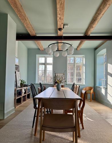 Facilities, Gesamtes Historisches Kapitanshaus in Strukkamphuk