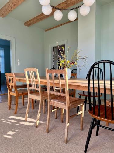 Facilities, Gesamtes Historisches Kapitanshaus in Strukkamphuk