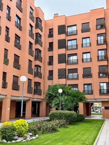 Airport Plenilunio Suites Beige by beBalmy