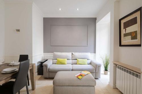 Via Vespasiano Private Apartment, Rome (photo 5)