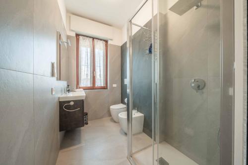 Marilyn - Modern and Cozy Apartment, Somma Lombardo (foto 5)