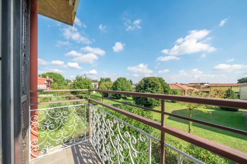 Marilyn - Modern and Cozy Apartment, Somma Lombardo (foto 3)