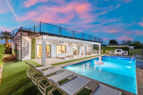 NEW The Casa Privada Luxe Villa