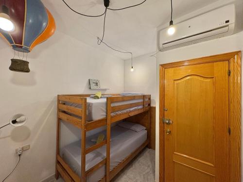 Habitación en Calle Molino - image 2