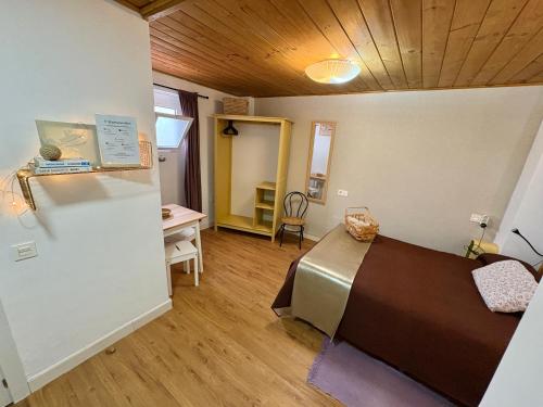 Habitación en Calle Molino - image 11
