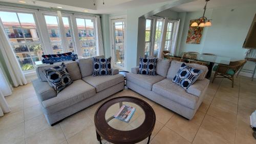 Pier Walk Unit C by Tybee Beach Vacation Rentals Pier Walk Unit C by Tybee Beach Vacation Rentals