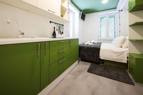 Old City Micro-apartments 5