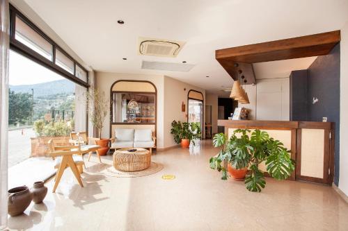 Фойє, Datca Sapphire Hotel in Датча