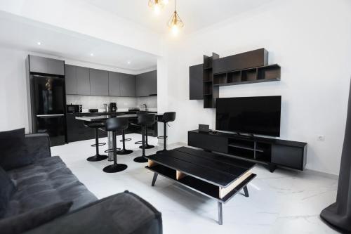 Flouris Apartments, Афины