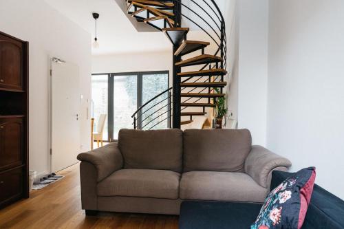 Urban Chic Apartment in Trendy Prenzlauer Berg Self-check-in, Berlin (Foto 2)