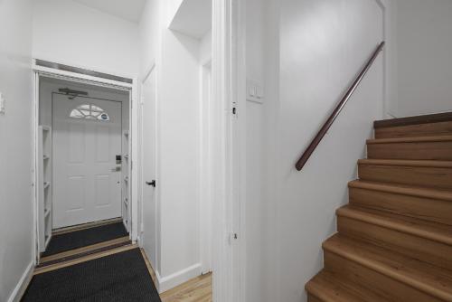 Shadyside, Pittsburgh !E Modern and Bright Private Bedroom with Shared Bathroom near Frick Művészeti Múzeum