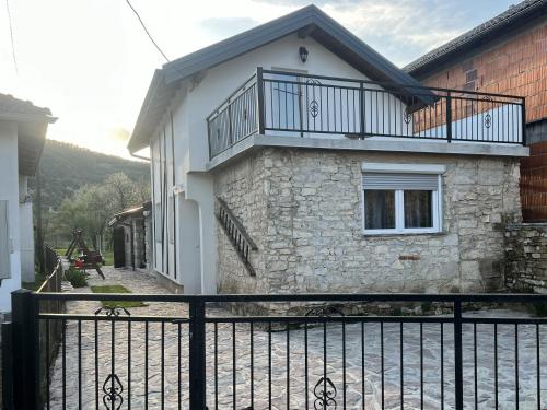 Stone House Ripac