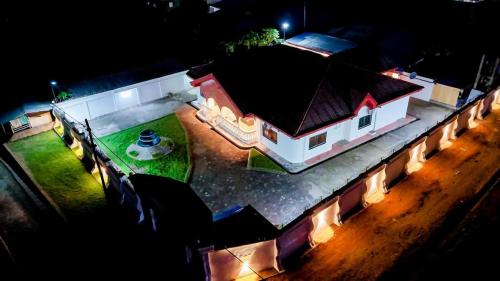 Luxury Villa AC Ensuite Room 8 in Limbe