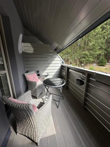 View, Harrachov Resident Apartments "Terrace & Chill" - high speed WiFi, moznost snidane, Smart TV, Netfli in Harrachov