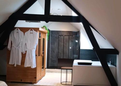 Ô13 Loft privatif sauna balnéothérapie à 30min de Pairi Daiza chambre d'hôte Crespin