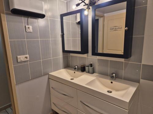 Badkamer, Gîte des sonnailles (Gite des sonnailles) in Sisteron