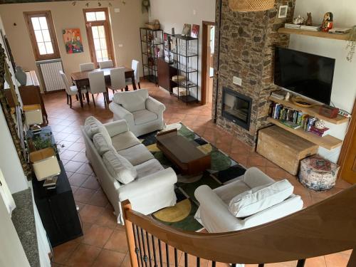 Peaceful Mountain Retreat - private guest house in Ponzone