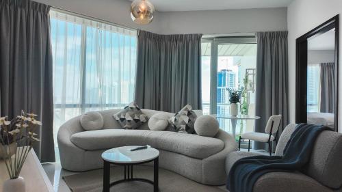 Sky High 2BR Stay Amazing Marina Views Near Metro & Mall, Dubaï (photo 4)