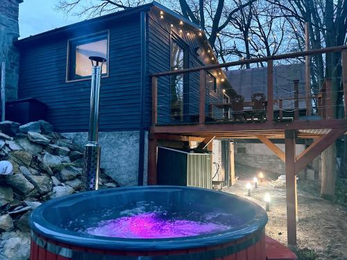 Wellness Chata Hideaway se saunou a virivkou, Pardubice
