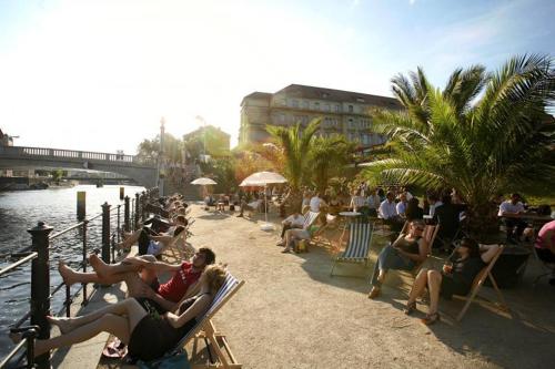 Amazing apartment in the heart of Berlin next to Check Point Charlie, 1 to 4 Guests, Berlino (foto 4)