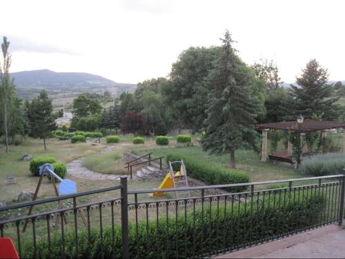 Posada los Carabeos in Arroyo De Valdearroyo