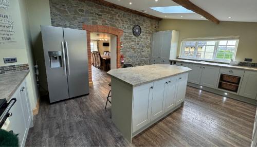 Combined Let for Farmhouse and Two Barns in Ashwater