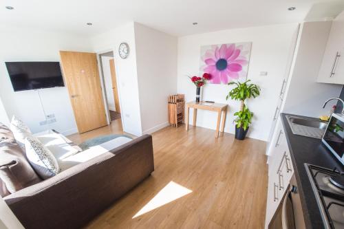 Ilford Tower Apartments - image 13