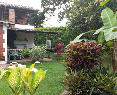 Alojamiento campestre Ibagué Juanita Bonita