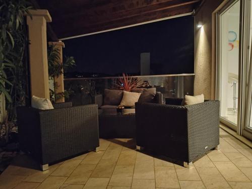 Modern house Luna with pool
