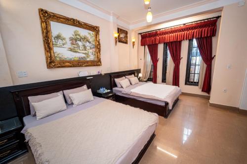 Quadruple Room with Bath image 7