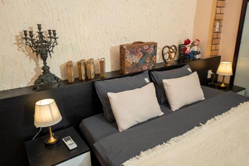 Deluxe Double Room image 6