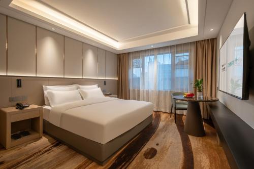 Superior Double Room image 3
