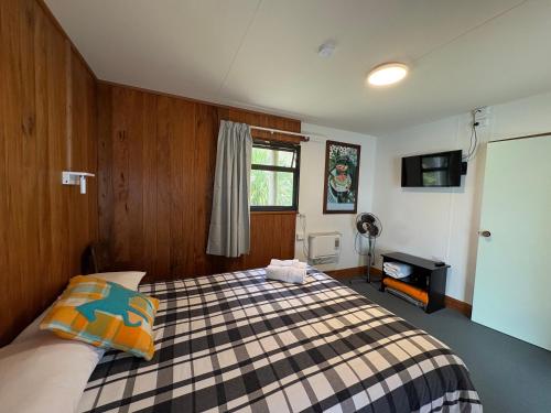 Paparoa Hut