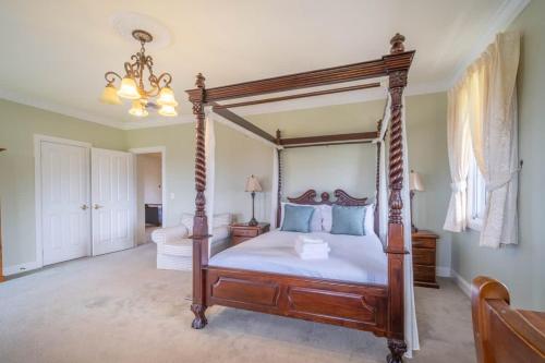 6B Luxury Rustic Farm Manor In Lang Lang